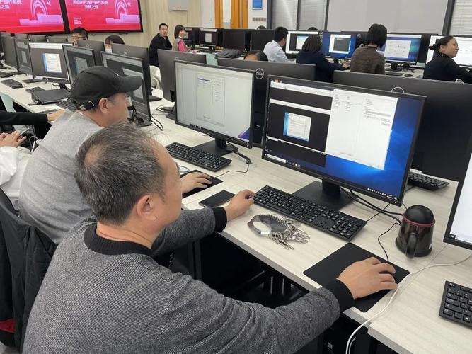 麒麟軟件與長春職業技術學院成功聯辦軟件技術交流研討會
